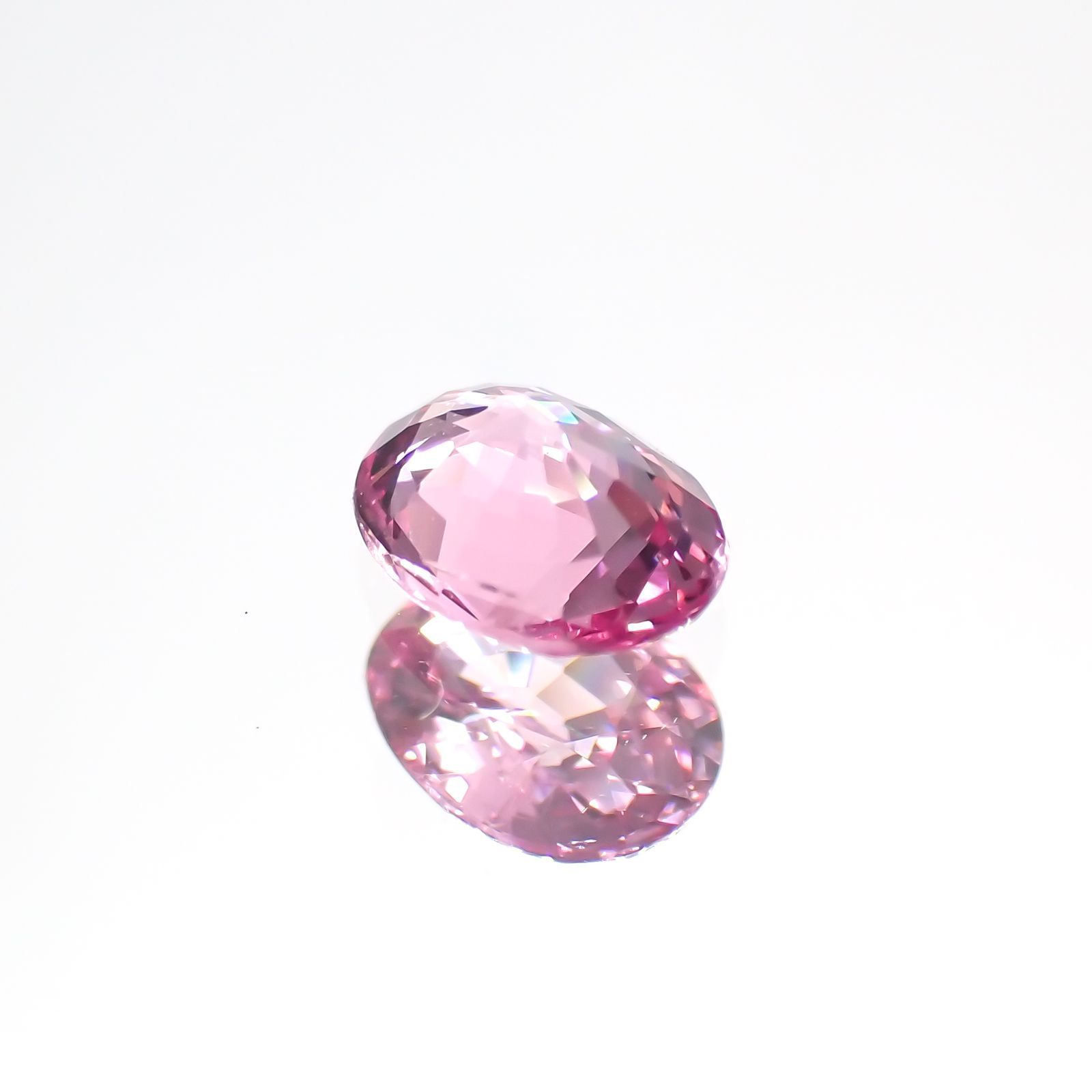 パパラチャサファイア(宝石名サファイア/別名パパラチャ・サファイア) スリランカ産 0.333ct DGL鑑付[21019428]4.9×3.7mm前後