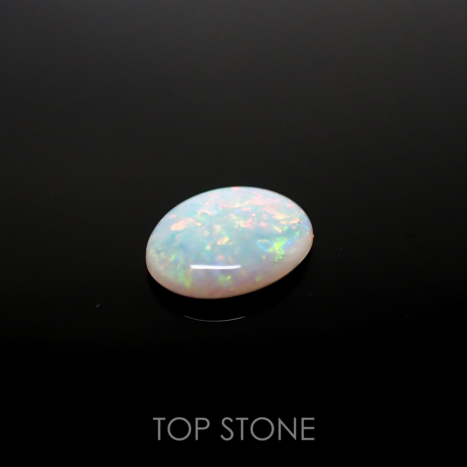オパール(宝石名ホワイト・オパール) オーストラリア産 0.998ct ソ付(彩珠)[210711327]9.4×7.4mm前後
