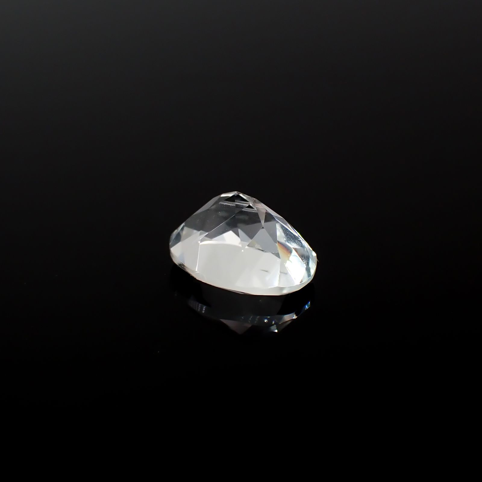 ゴッシェナイト パキスタン・ヒマラヤ産 1.79ct[240527461]9.1x7.1mm前後