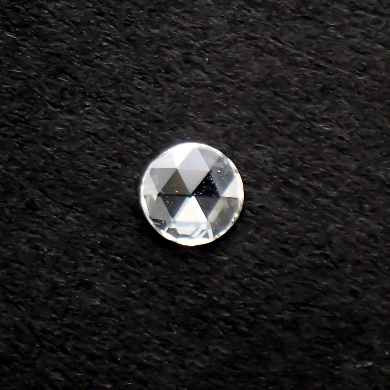 ◇ローズカット◇ダイヤモンド SI-VS / D-G(宝石名ダイアモンド) 0.054ct 識別済[210610907]2.9×2.9mm前後