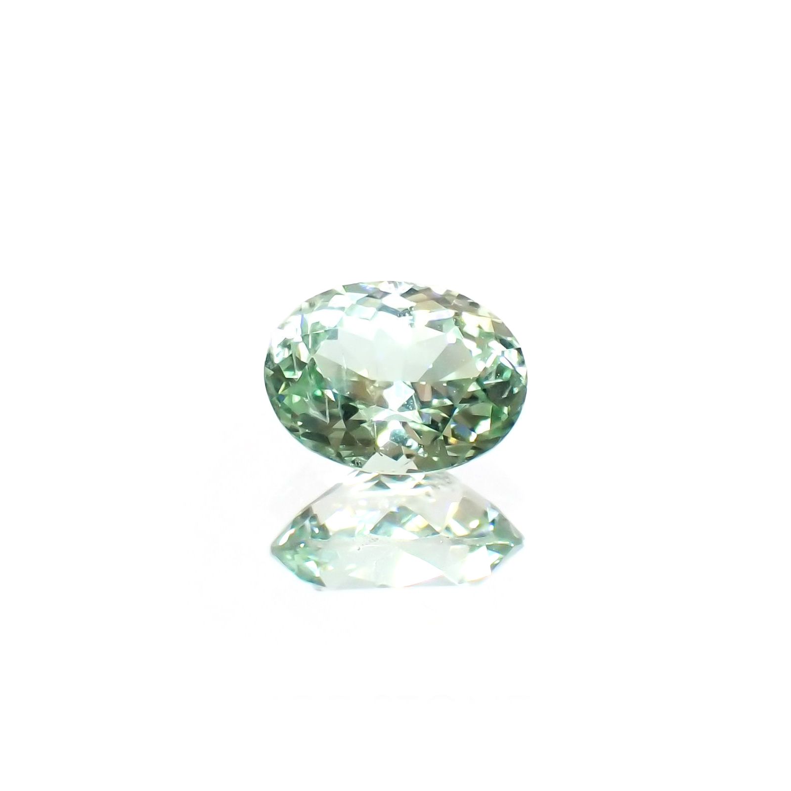 バナジウムコーネルピン(宝石名コーネルピン)タンザニア・タンガ州産 識別済 1.34ct / 7.7x5.8mm前後 [220115634]