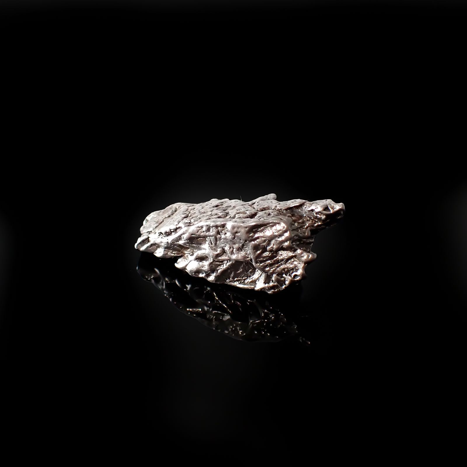 カンポ・デル・シエロ 隕石 原石 発見地：アルゼンチン 84.49ct [240125861]34.7x15mm前後