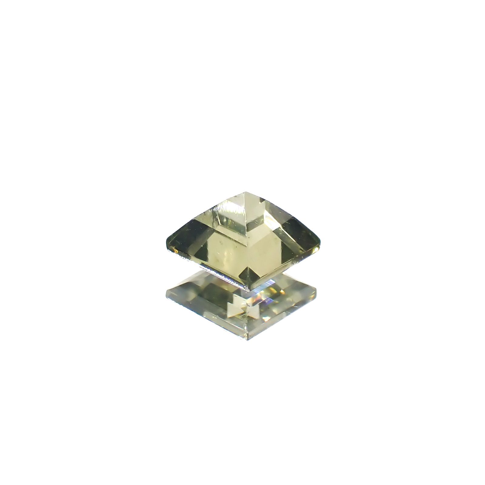 グリーンジルコン スリランカ/カンボジア産 0.88ct[240728532]4.8x4.8mm前後