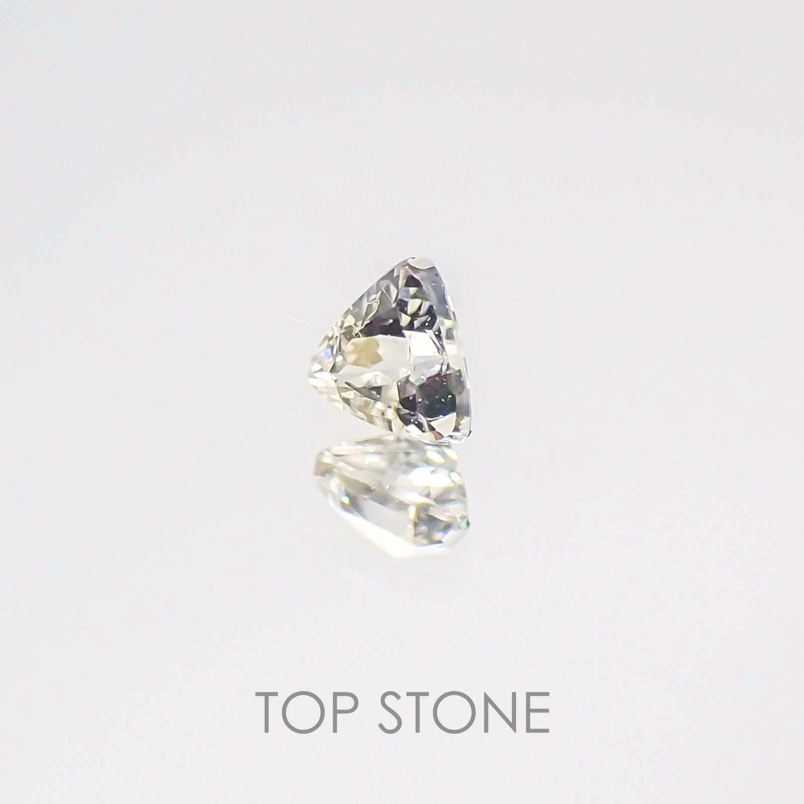 リューコガーネット ミャンマー産 ルース 0.08ct[20106675]2.6×2.6mm前後