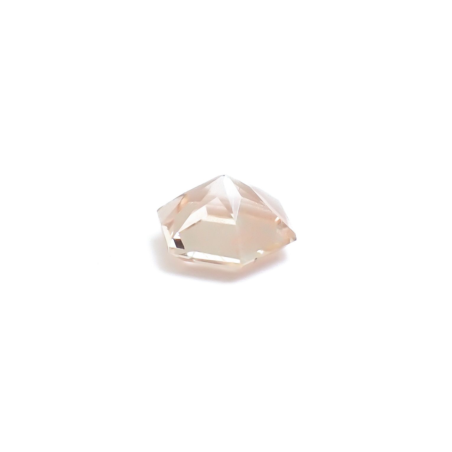 ◇ヘキサゴンカット◇オレゴンサンストーン アメリカ・オレゴン州産 0.57ct / 5.3x5.2mm前後 [260732645]