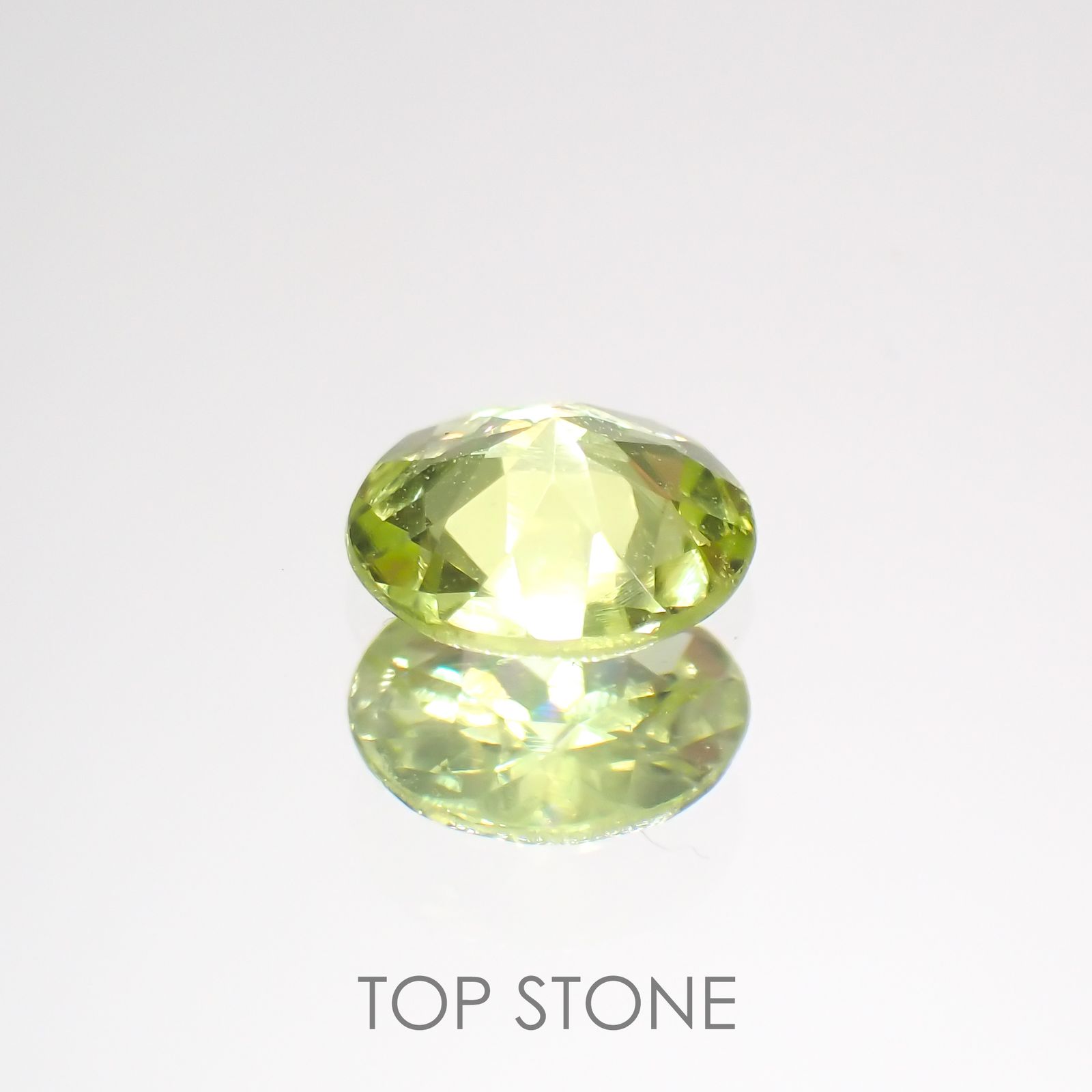 パロットクリソベリル(宝石名クリソベリル)インド産 0.39ct 識別済[220114507]4.9x4.9mm前後