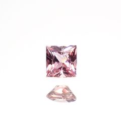 ◇プリンセスカット◇パパラチャサファイア(宝石名サファイア/別名パパラチャ・サファイア)スリランカ産 0.098ct ソ付(DGL)[220616471]2.61x2.45mm前後