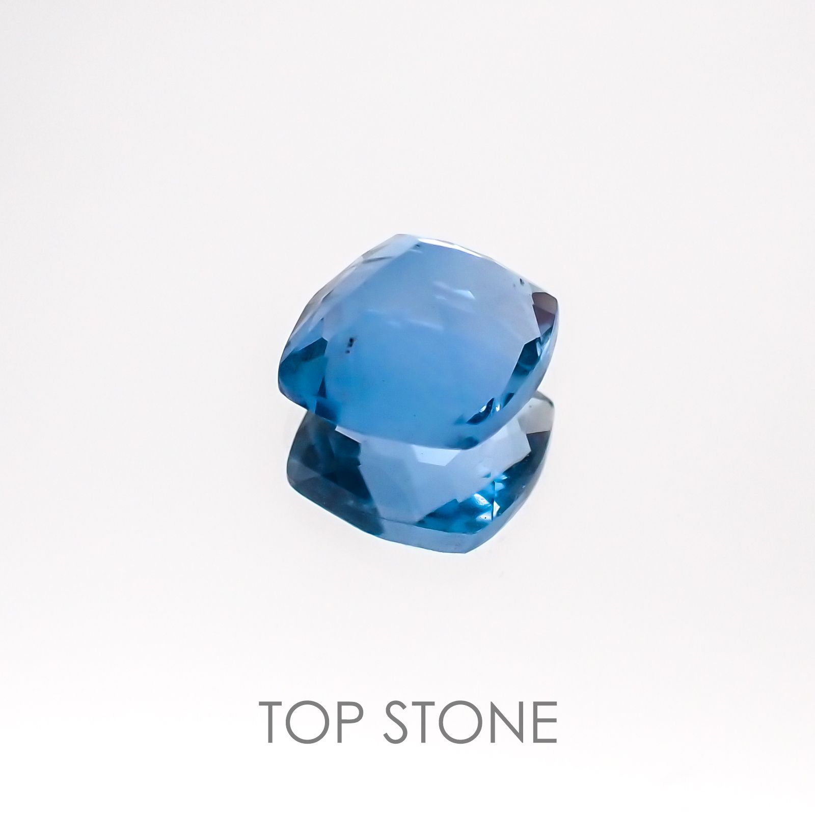 カラーチェンジフローライト ブラジル産 ルース 1.2ct[20127808]6.1×6.1mm前後