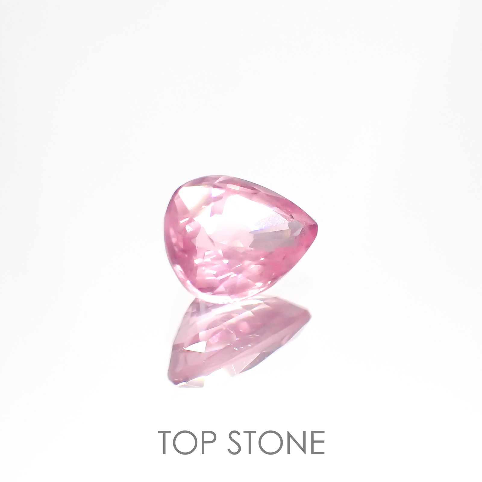 シルキーピンクスピネル タンザニア産 ルース 0.72ct[210912902]6.4×4.8mm前後