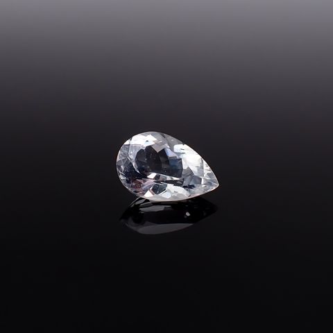 シルバーアパタイト フルオレッセンス アフリカ産 識別済 1.69ct / 9.8x6.6mm前後 [260632514]
