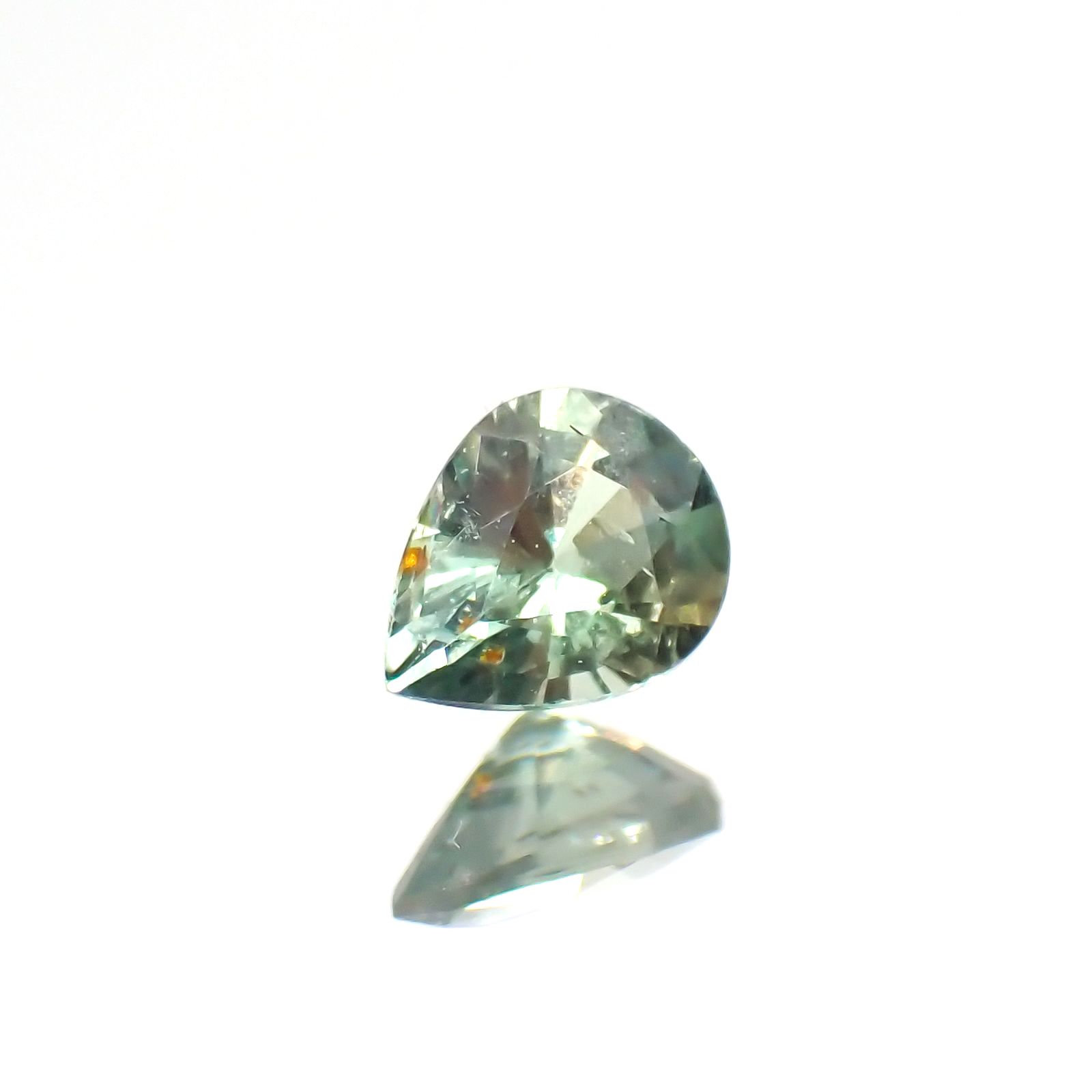 グリーンクリソベリル(宝石名クリソベリル)スリランカ/マダガスカル産 0.24ct 識別済[220114479]4.5x3.4mm前後
