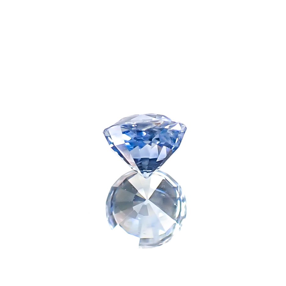 アイスブルーサファイア スリランカ産 0.32ct [250129733]3.8x3.8mm前後