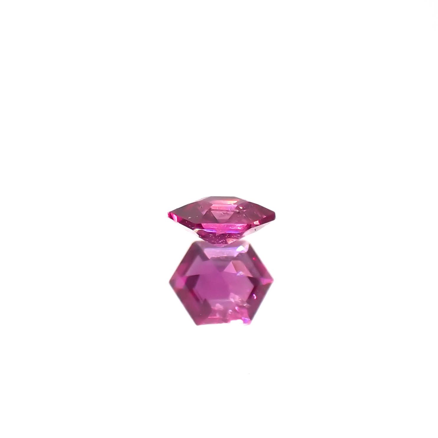 ◇ヘキサゴンカット◇ルビー 非加熱 モザンビーク産 0.13ct[240427104]3x3mm前後