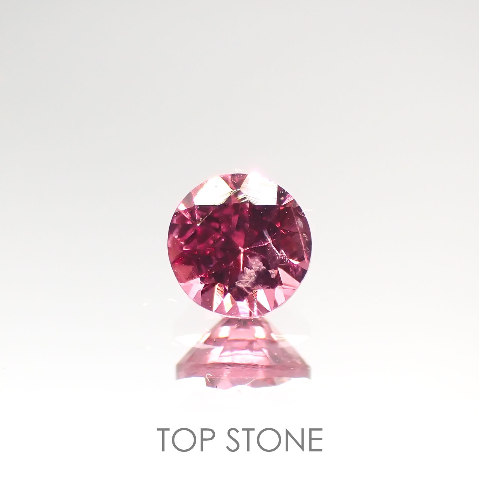 ホットピンクスピネル タンザニア産 ルース 0.35ct[210812587]4.2×4.2mm前後