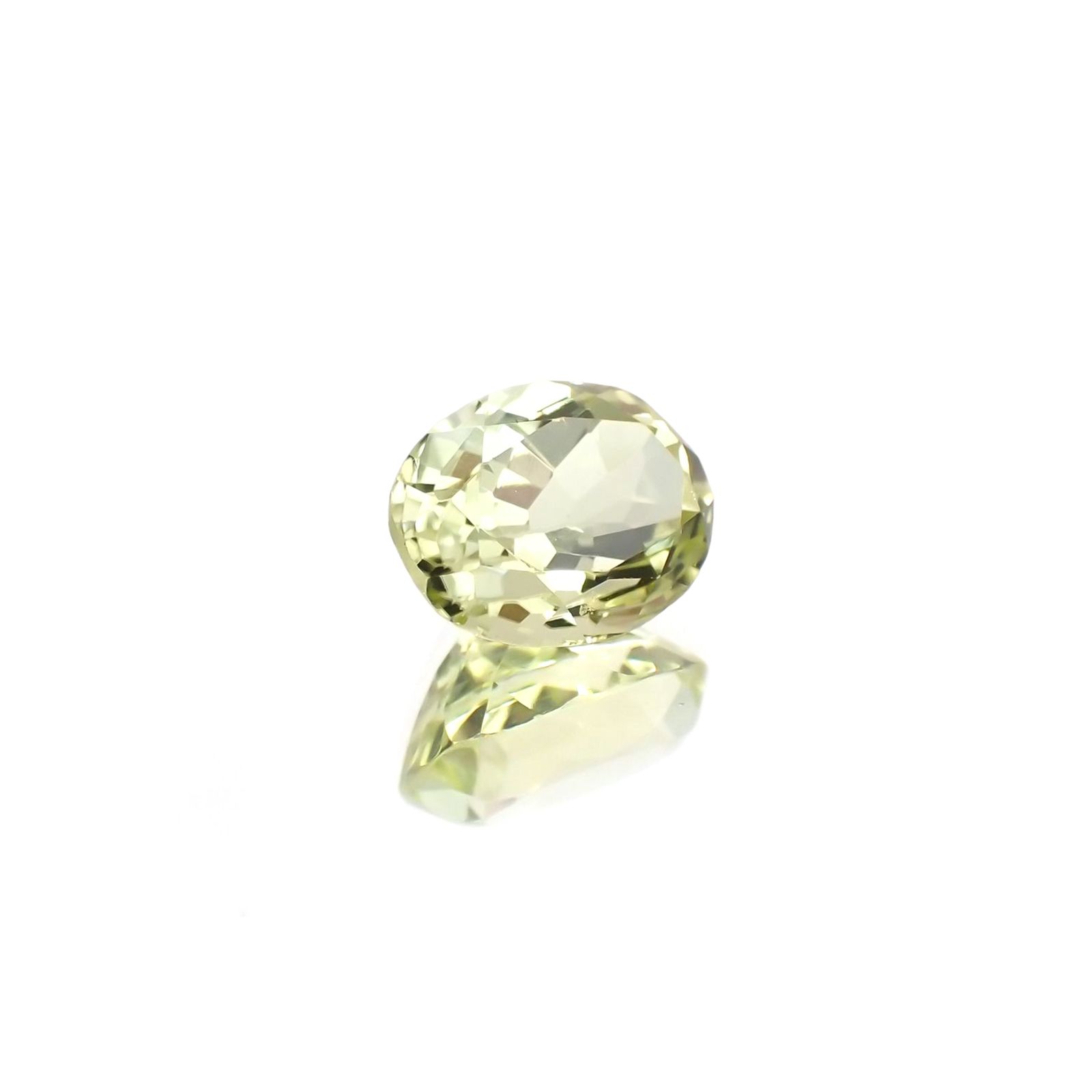 シリマナイト(宝石名シリマナイト) インド産 識別済 1.63ct / 8x6.2mm前後 [260610672]