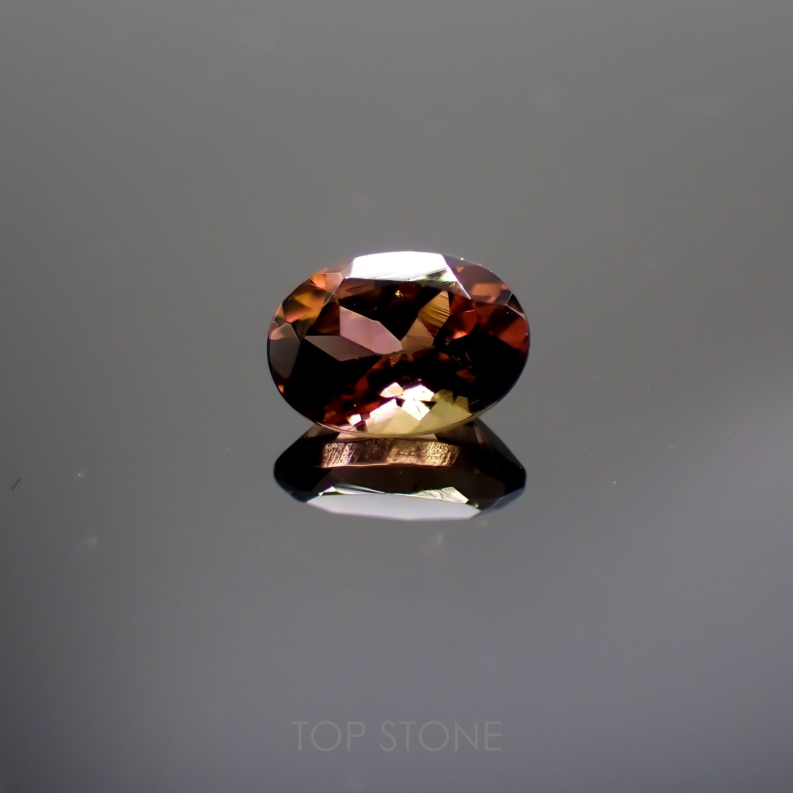 バイカラートルマリン(宝石名トルマリン) ブラジル/アフリカ産 0.95ct 識別済[211013570]7.2×5.1mm前後