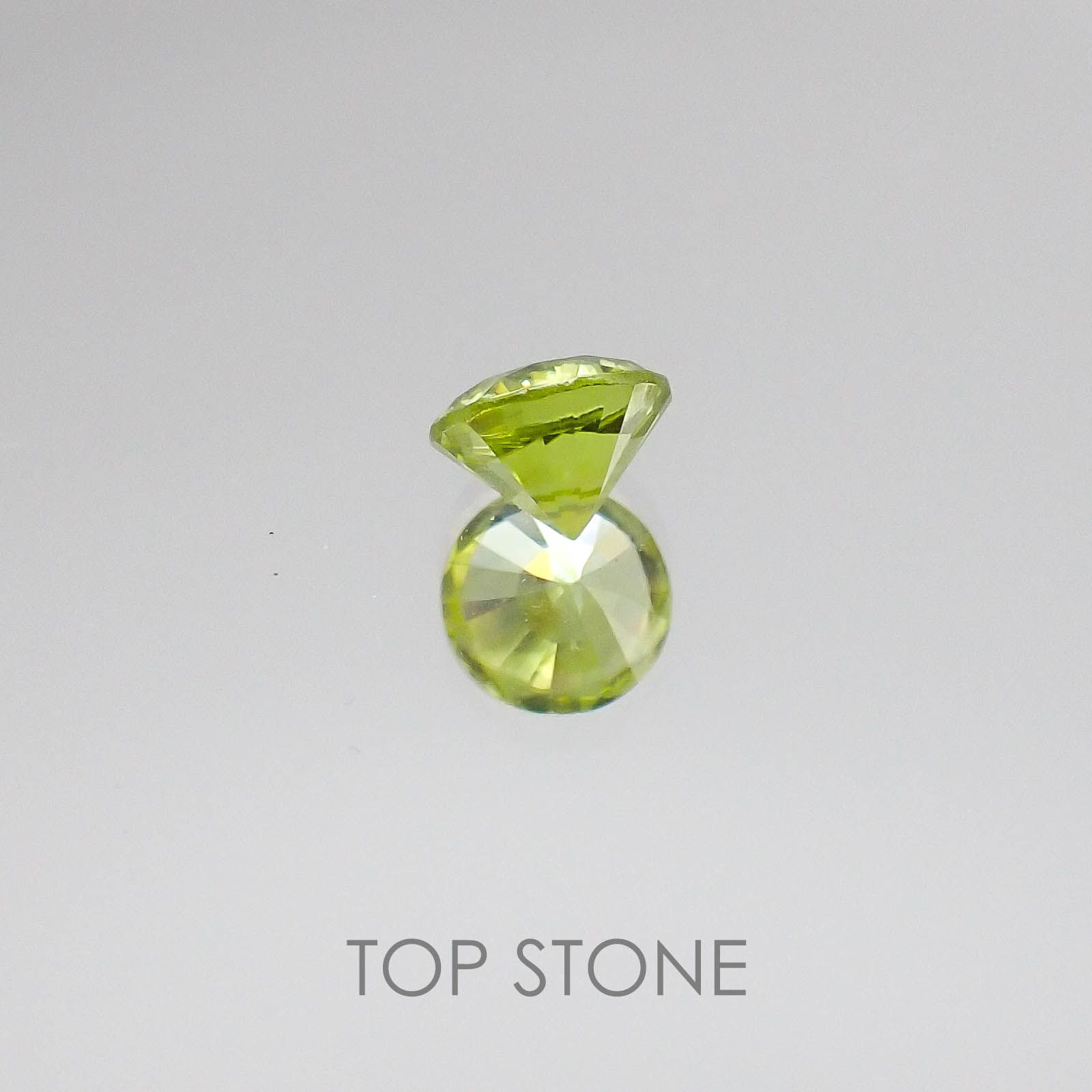 スフェーン(宝石名スフェーン) マダガスカル産 0.57ct 識別済[20073869]5.1×5..1mm前後