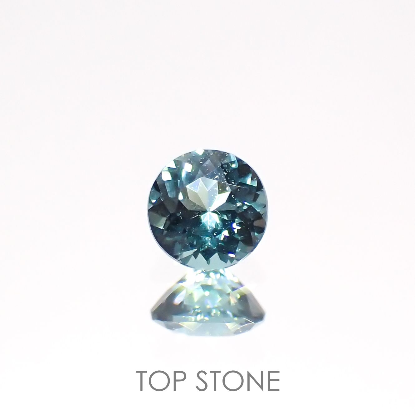 ラグーントルマリン(宝石名トルマリン)アフガニスタン産 0.24ct 識別済[220515843]3.9x3.8mm前後