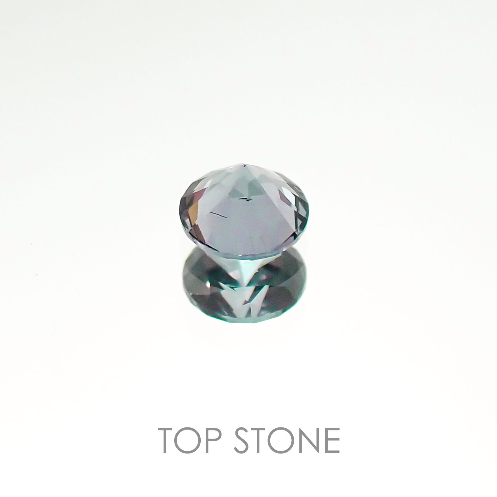 カラーチェンジガーネット(アレキタイプ) マダガスカル・ベキリー産 ルース 0.178ct[20106630]3.3×3.3mm前後