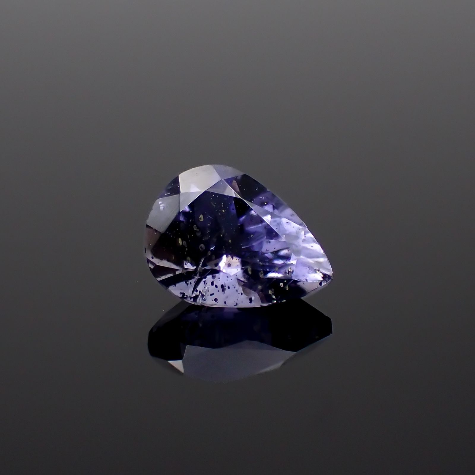 アイオライトサンストーン インド/ブラジル産 0.90ct[230923335]7.8x5.9mm前後