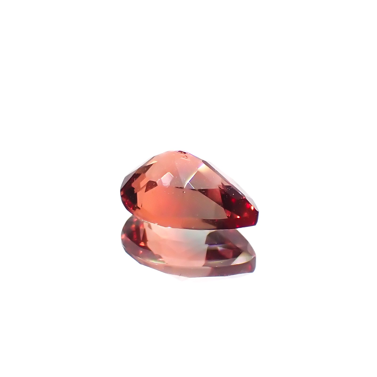 バイカラーアンデシン モンゴル産 0.66ct[231023569]7.2x5.2mm前後