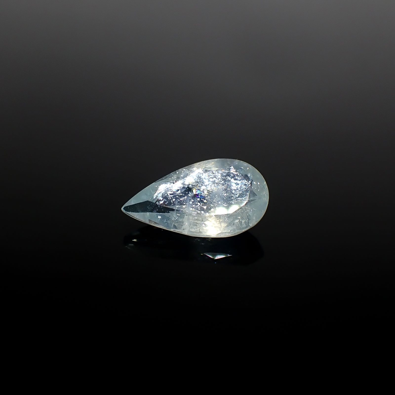 レア品【美品】透明感【レインボー入り】天然石モスアクアマリン約11.1ｍｍ モスアクアマリン-ANAM gems‖ハンドメイドアクセサリー用天然石