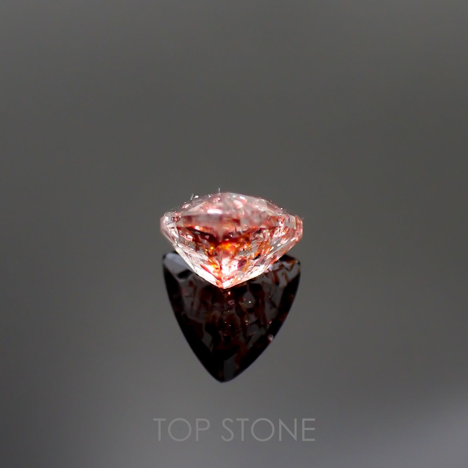 ファイヤークォーツ ナイジェリア産 1.44ct[220114743]7.8x7.5mm前後
