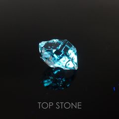 オイルインクォーツ パキスタン産 原石・結晶 2.4ct[20117530]10.2×7.3mm前後