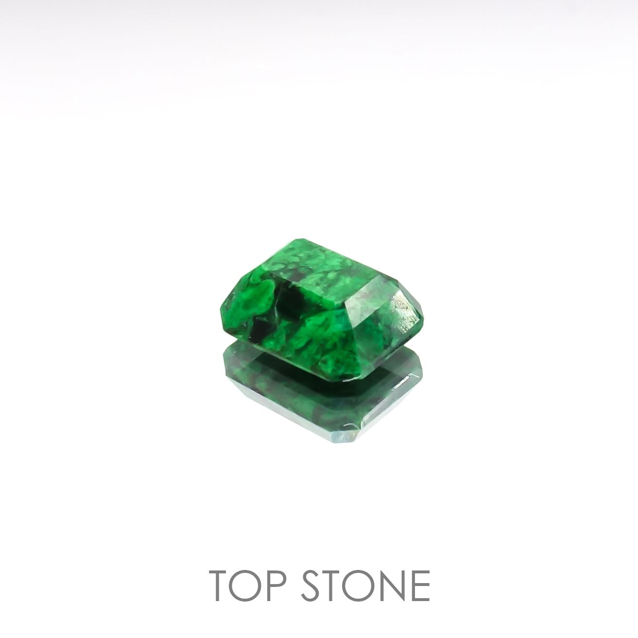 モーシッシ ビルマ産 1.21ct[220515725]7.3x5.7mm前後