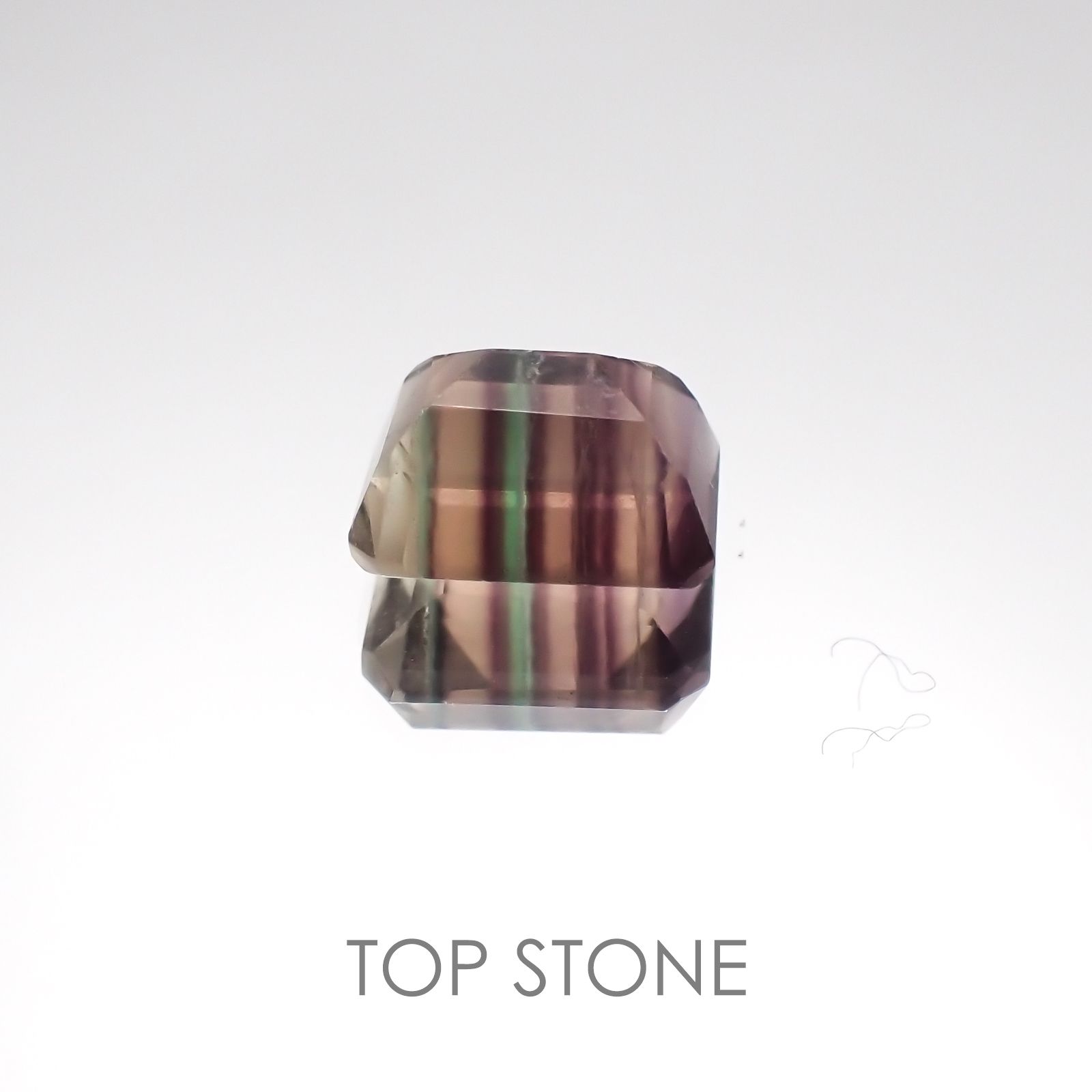 バイカラーフローライト ブラジル産 ルース 3ct[20128506]8.9×7.1mm前後