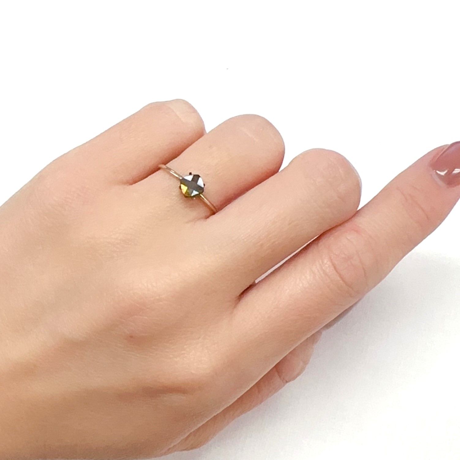 ◇チェッカーカット◇レインボーガーネット 日本・奈良県産 0.78ct[240125544]4.9x4.8mm前後