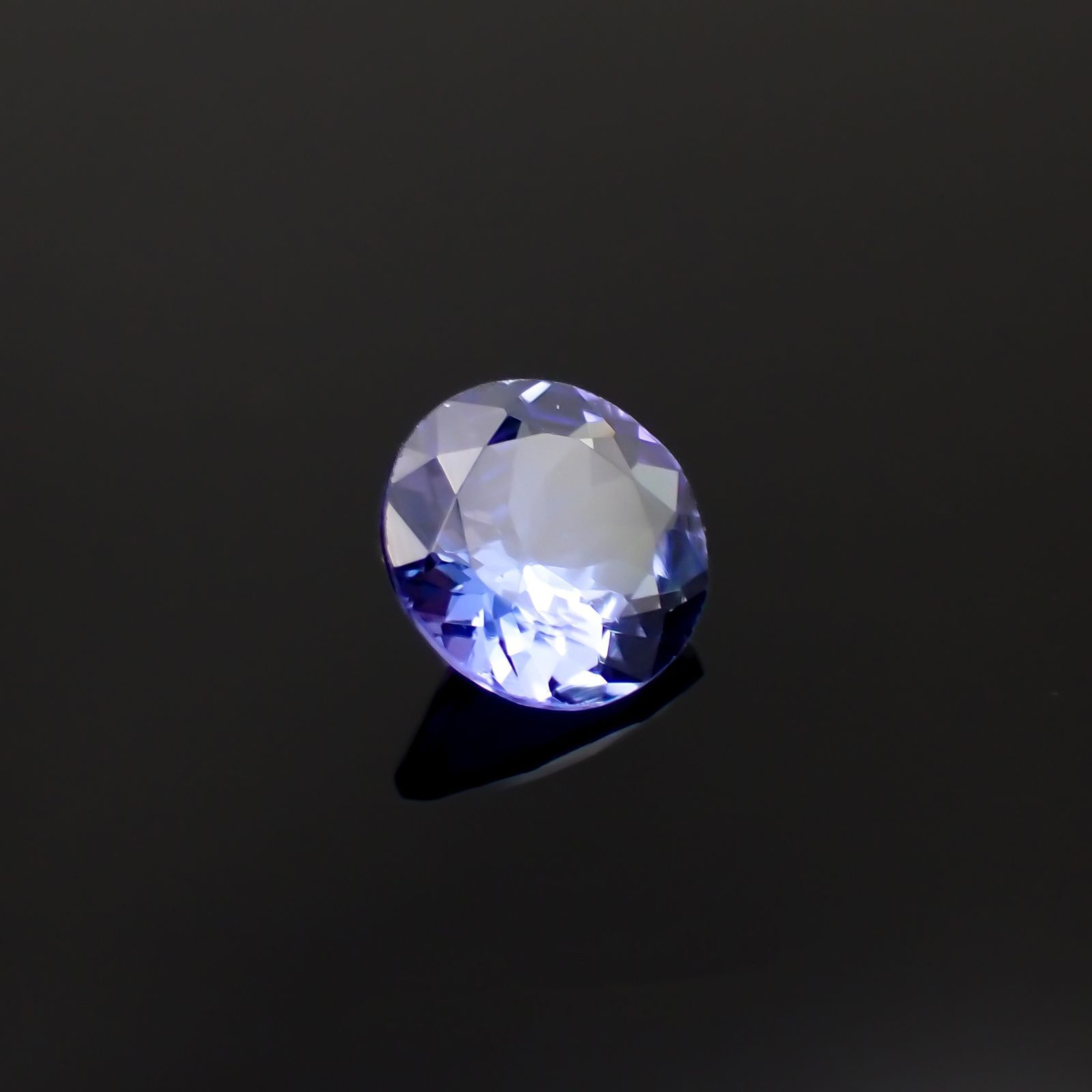 タンザナイト(宝石名タンザナイト)タンザニア産 1.70ct 識別済[221119011]8x8mm前後