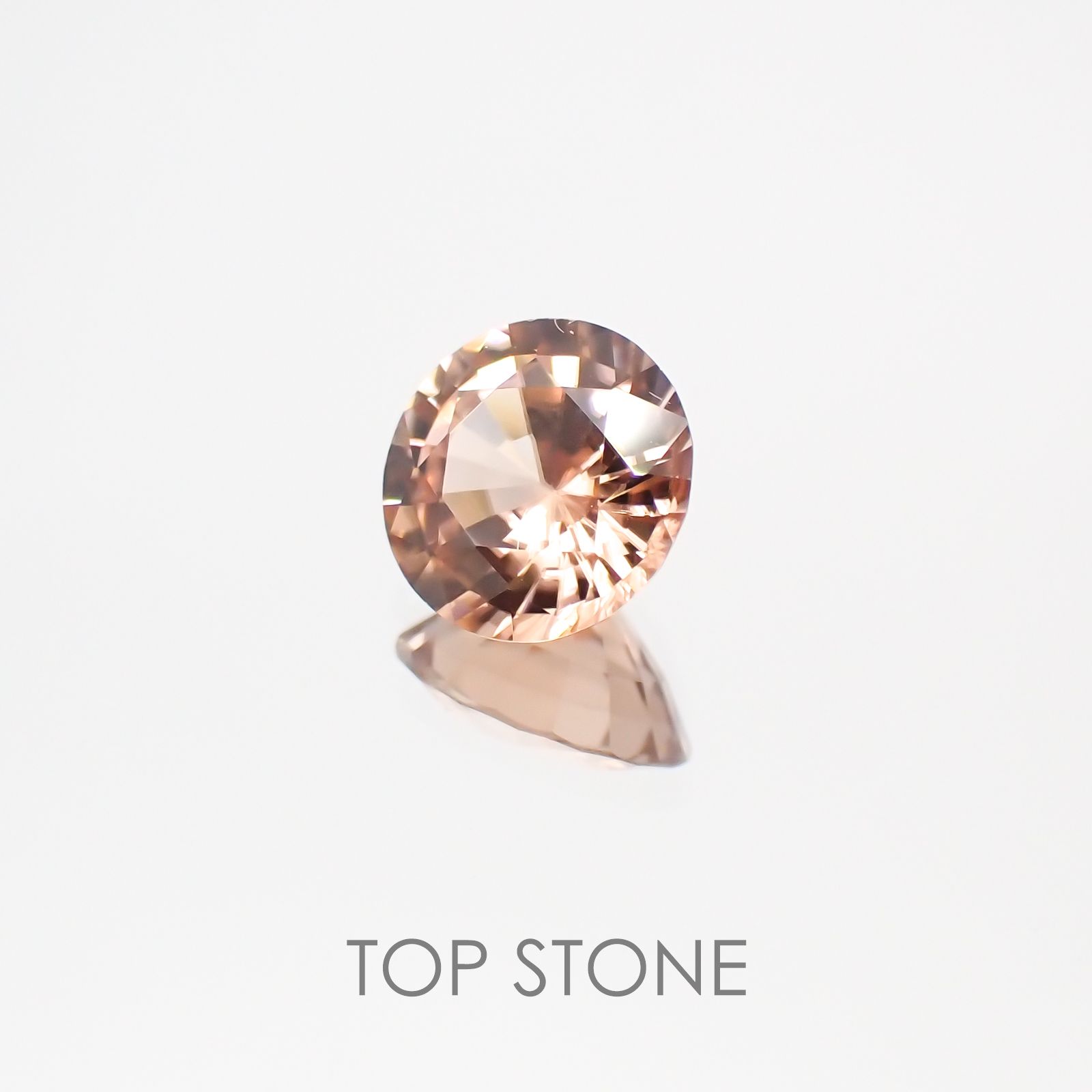 オレンジジルコン(宝石名ジルコン) スリランカ/カンボジア産 1.07ct 識別済[20128046]6.1×6.1mm前後