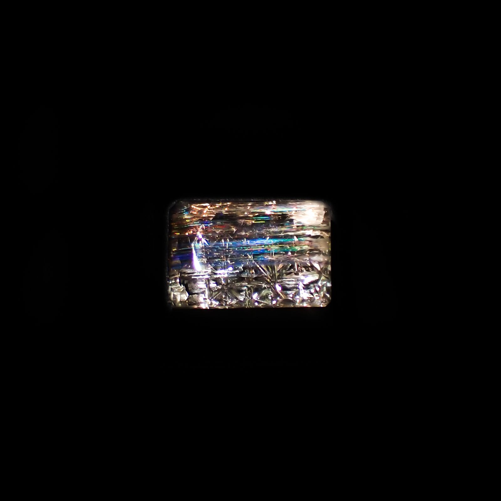 ◇甲州貴石切子Plus Three◇レインボースキャポライト カード付き ブラジル産 1.48ct[230321257]8.8x6.1mm前後