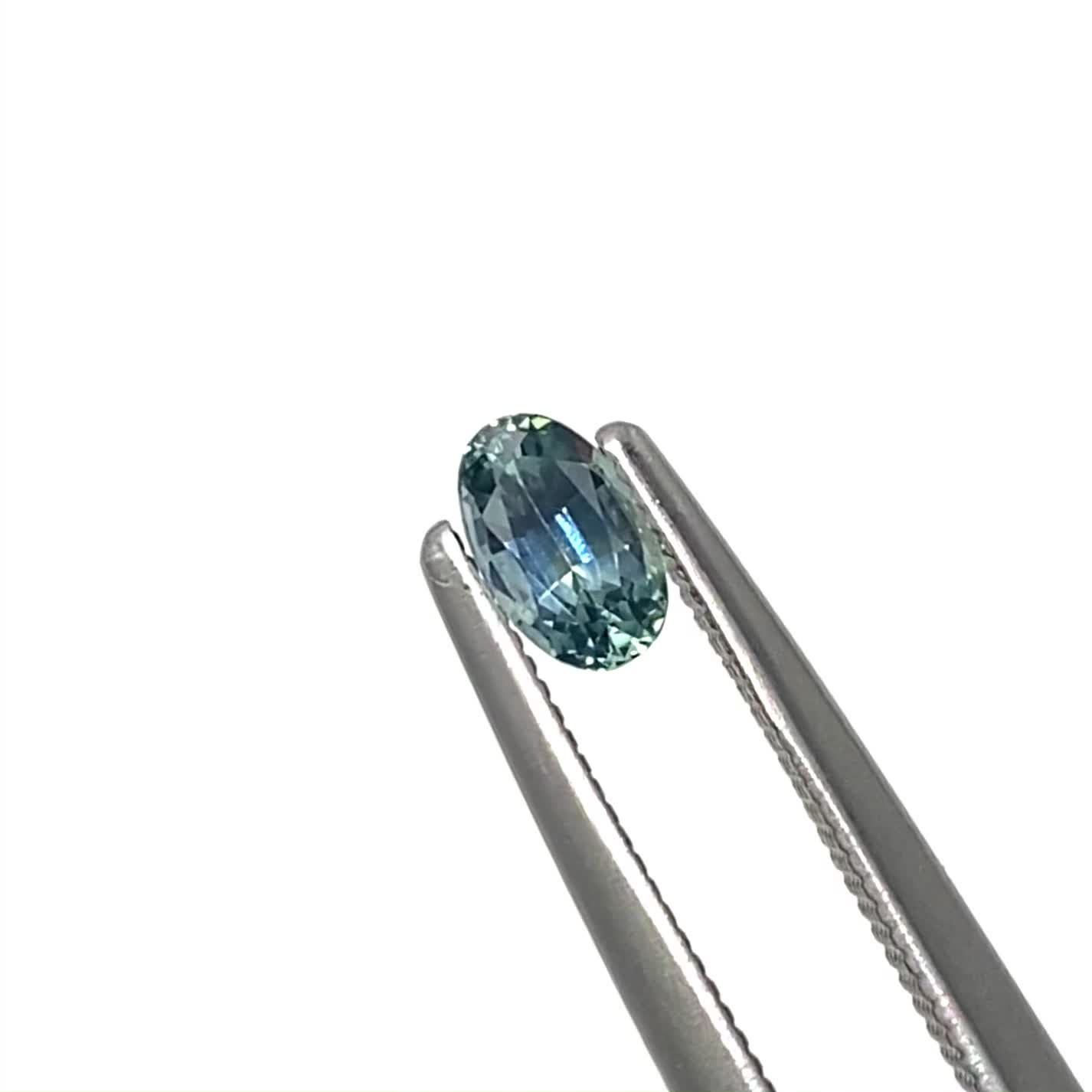モンタナサファイア アメリカ・モンタナ州産 0.30ct / 4.9x3mm前後