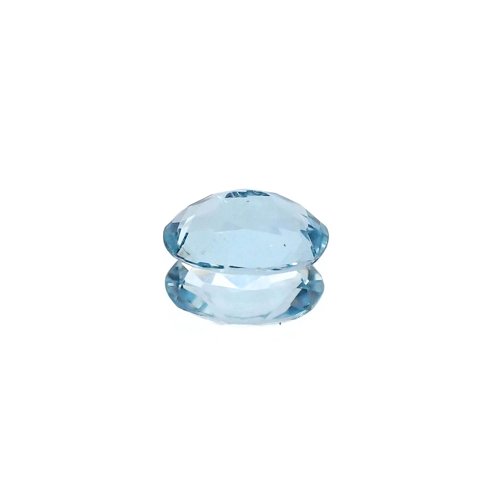 アクアマリン サンタマリアカラー(宝石名アクアマリン)モザンビーク産 識別済 0.37ct / 6.1x4mm前後 [260617251]