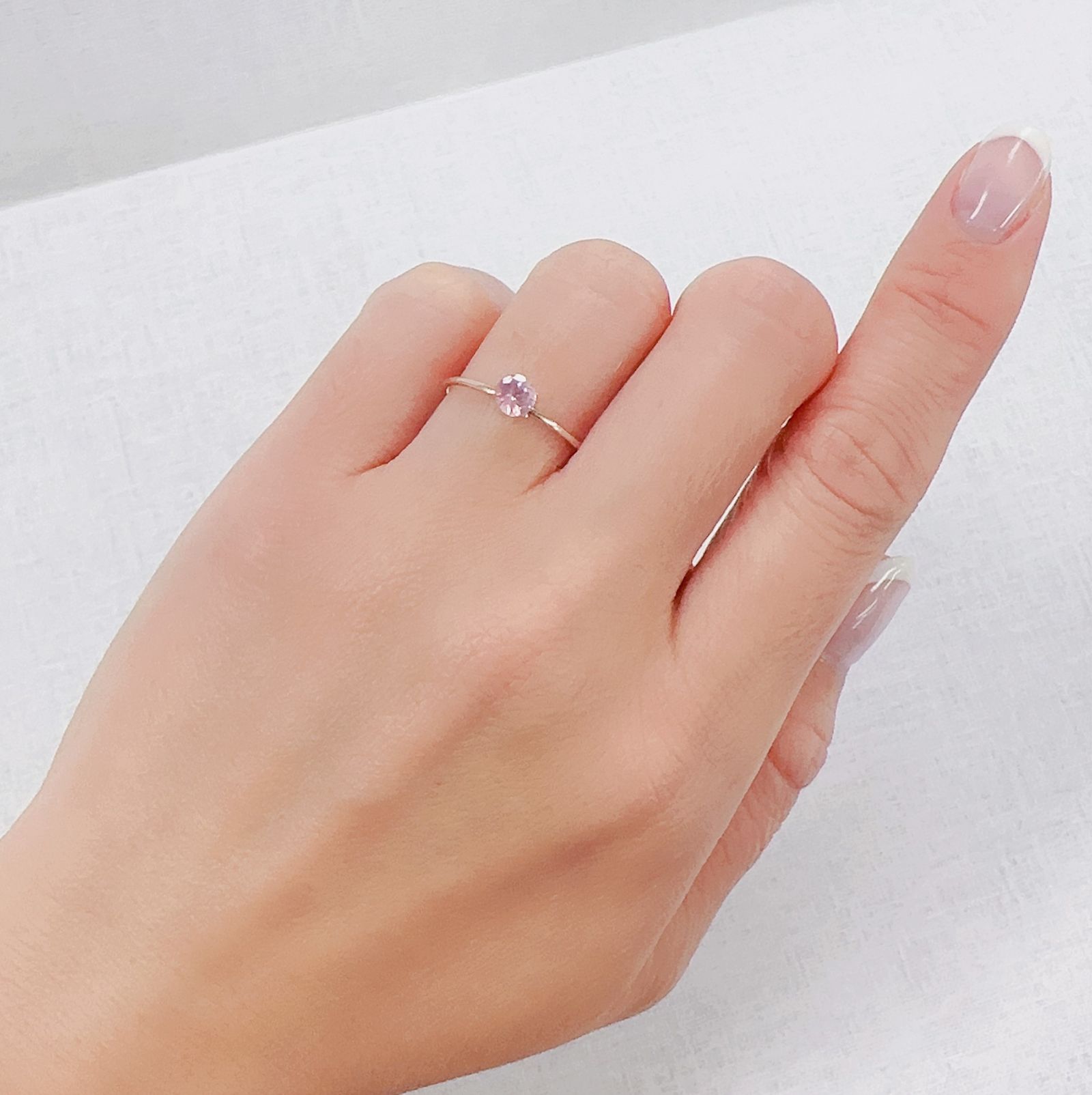 シルキーピンクスピネル タンザニア産 0.40ct [230421574]4.4x4.4mm前後