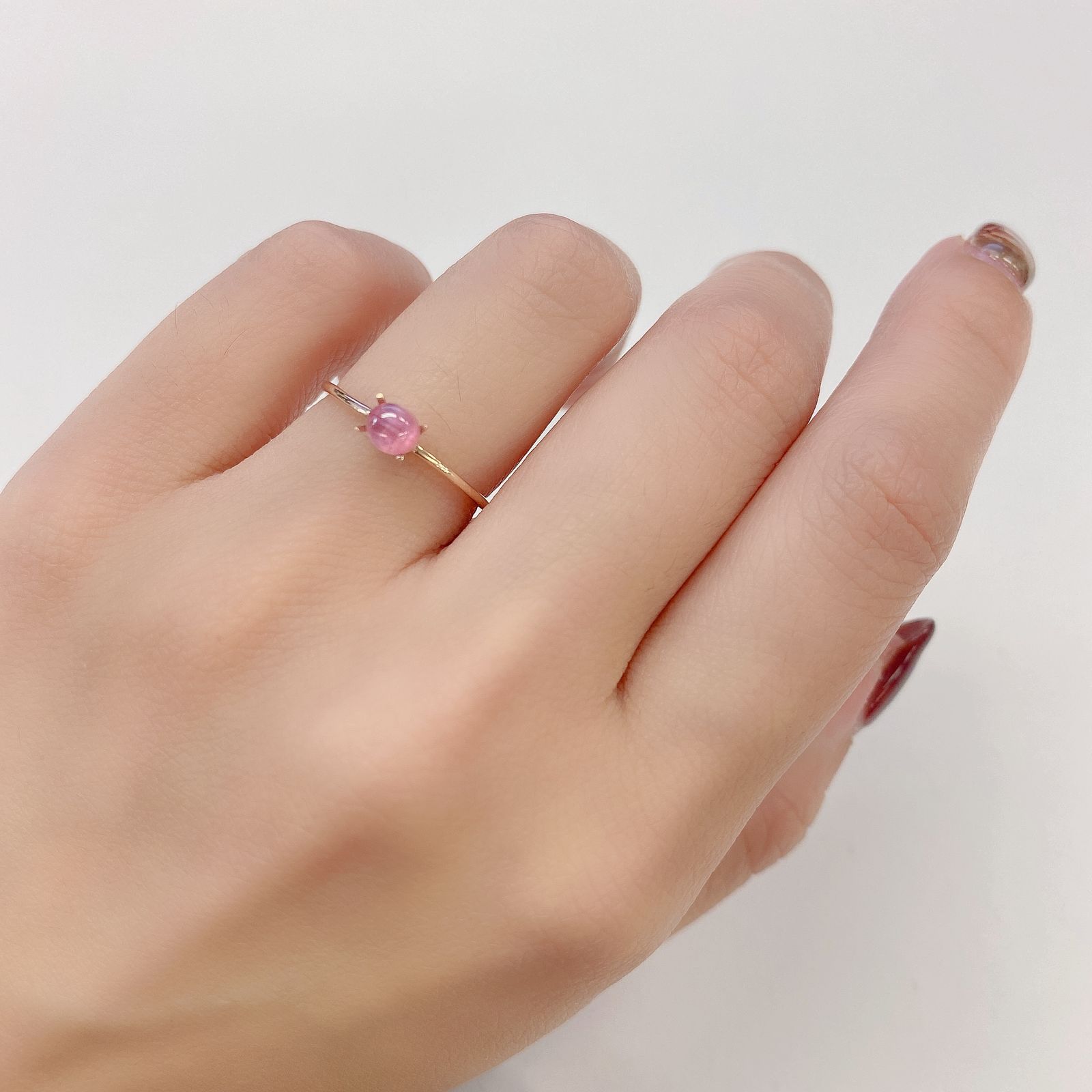ペツォッタイトキャッツアイ(ラズベリル)(宝石名ペツォッタイト・キャッツアイ) マダガスカル産 0.426ct ソ付(彩珠)[210811978]5×3.7mm前後