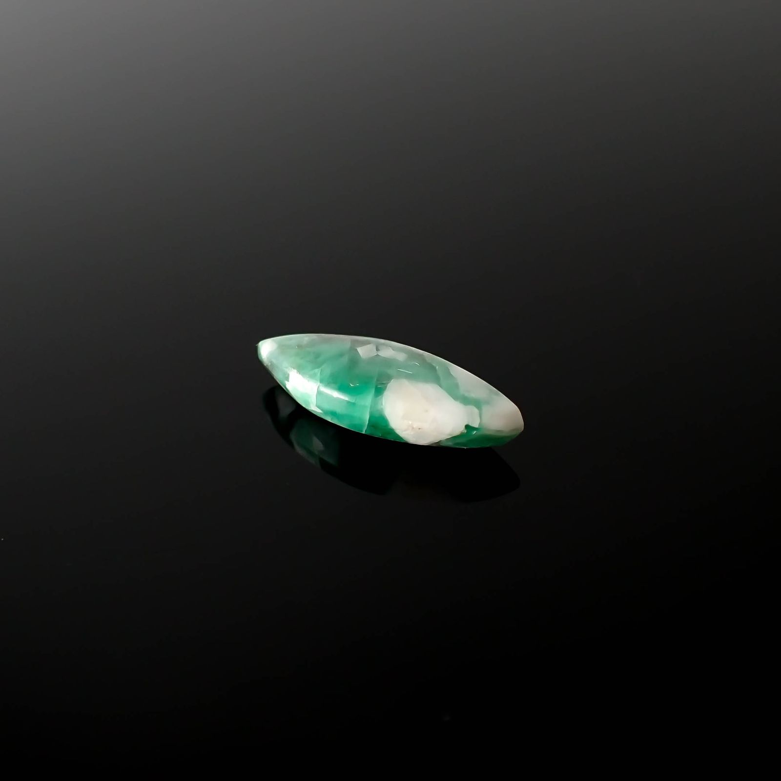 マトリックスエメラルド(エメラルドインクォーツ/フェルドスパー) ブラジル産 2.73ct[240326494]16.5x6mm前後