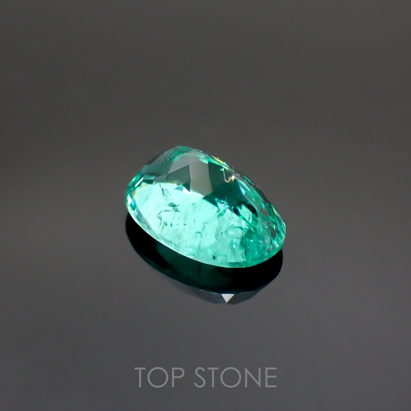 パライバトルマリン(宝石名トルマリン/別名パライバ・トルマリン) ブラジル産 1.65ct GIA鑑付[19110905]9.0×6.3mm前後