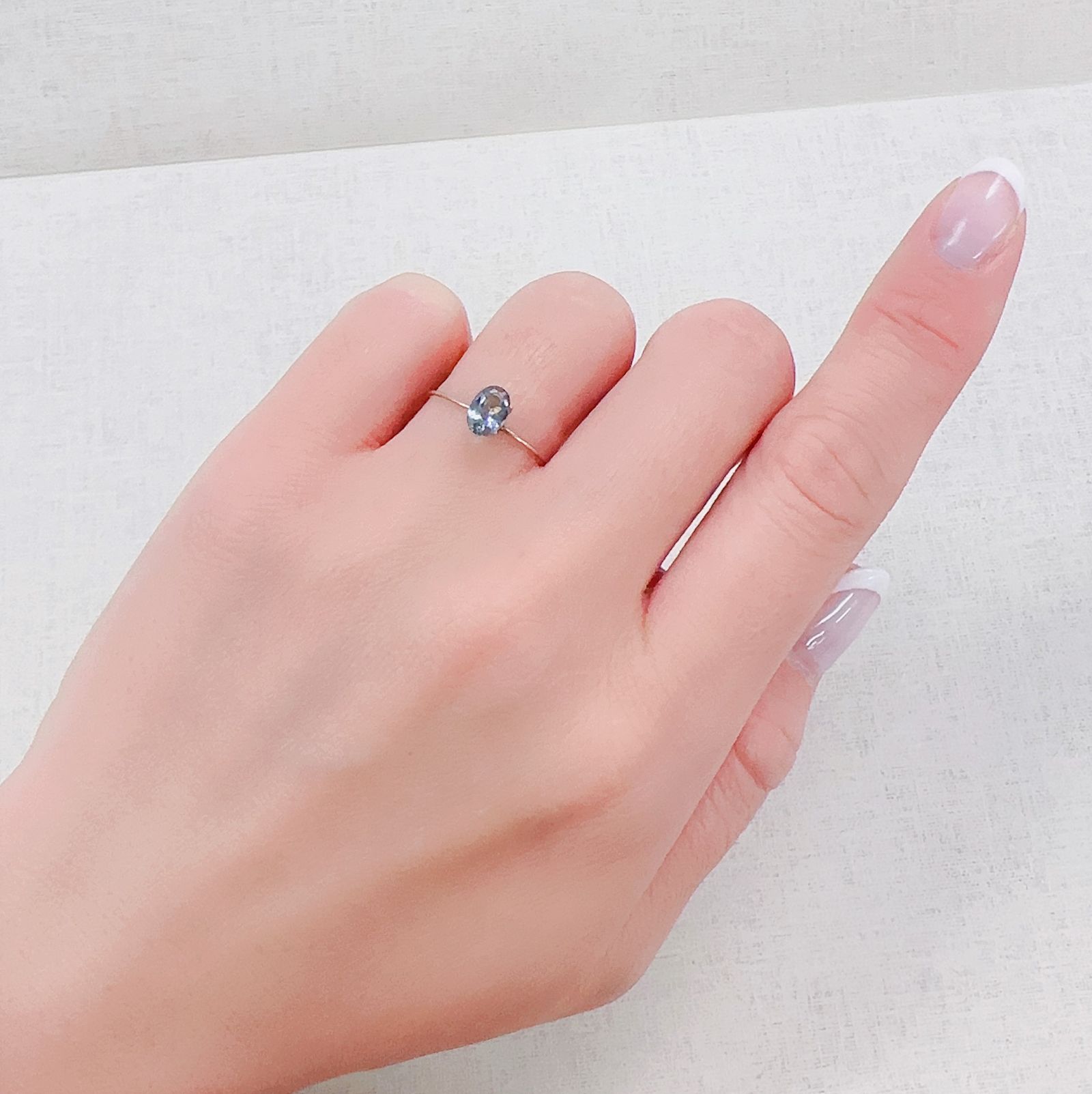 バイカラータンザナイト(宝石名ゾイサイト)タンザニア産 0.57ct 識別済[230421799]6.6x4.4mm前後