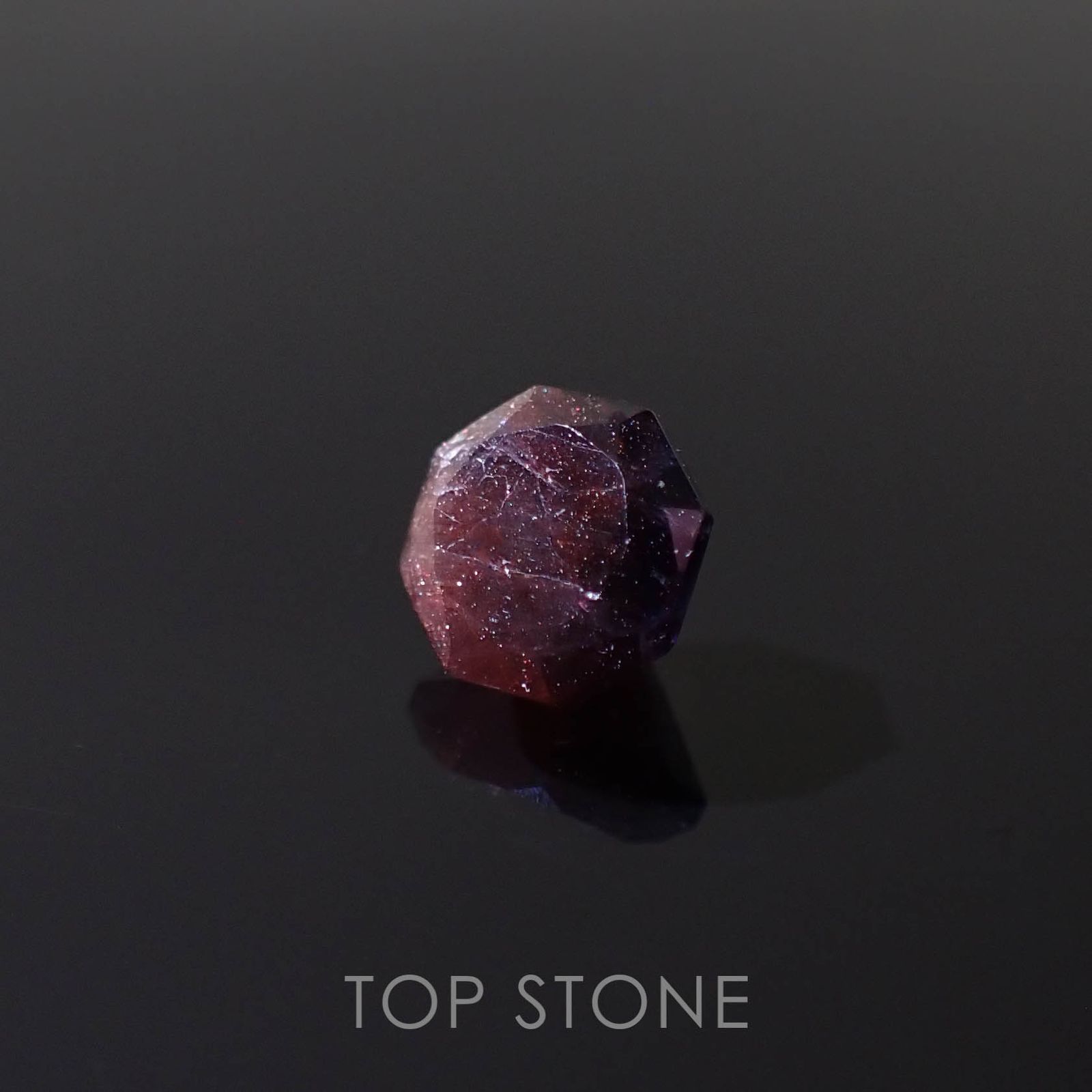 ◇オクタゴンカット◇ブラッドショットアイオライト インド産 0.99ct[230320941]6.1x6.1mm前後