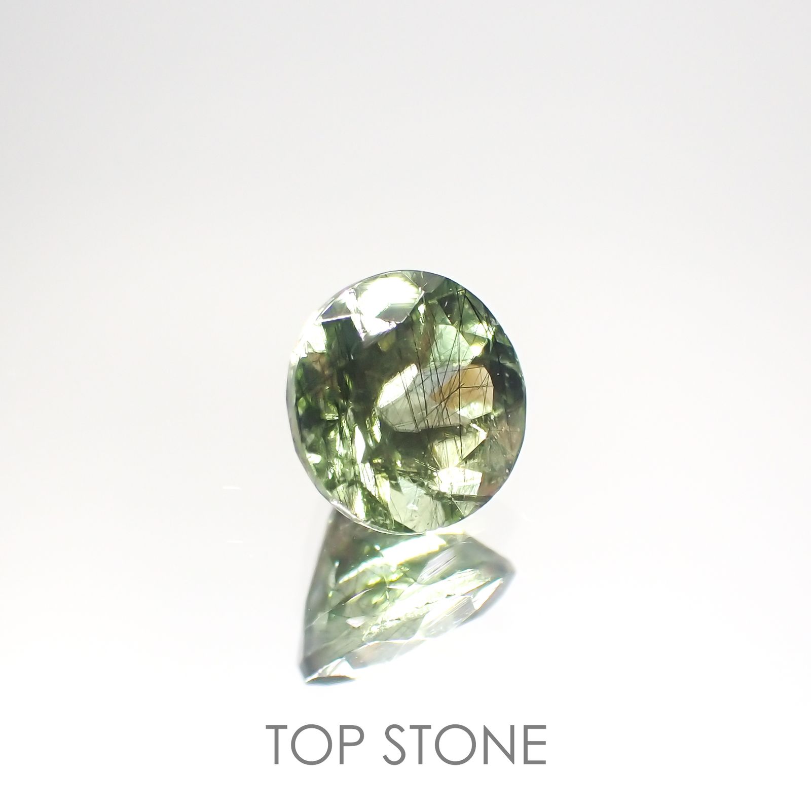 ルドウィジャイトインペリドット(宝石名ルドウィジャイトインペリドット) パキスタン産 1.05ct 識別済[211013502]6.2×6.1mm前後