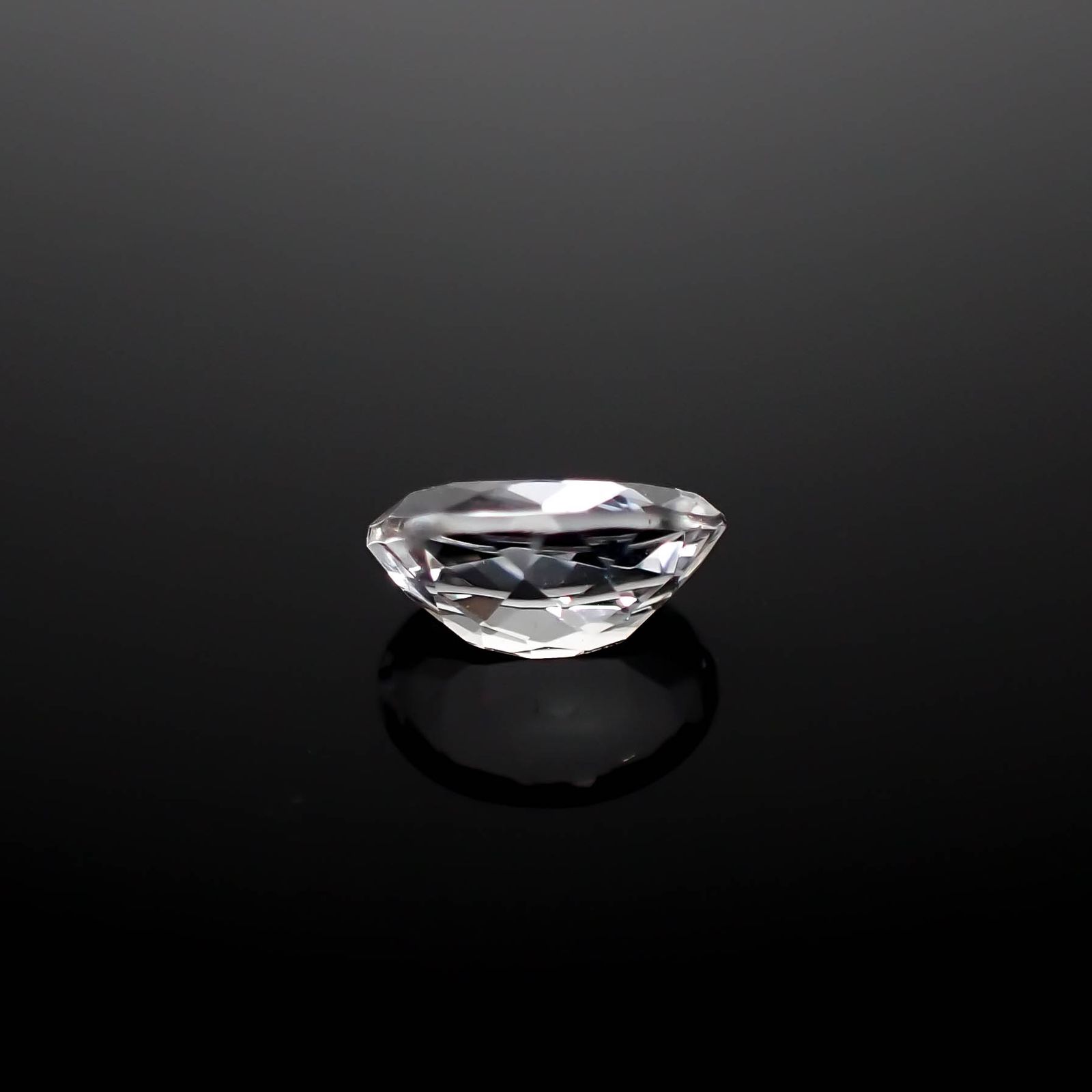 ゴッシェナイト パキスタン・ヒマラヤ産 0.87ct[240527457]7x5mm前後