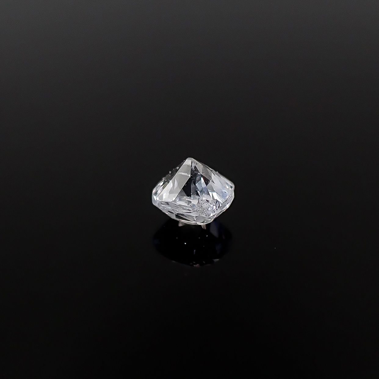 ◇オールドマインカット◇ダイヤモンド I1-SI2/F 0.062ct[231023628]2.3x2.2mm前後