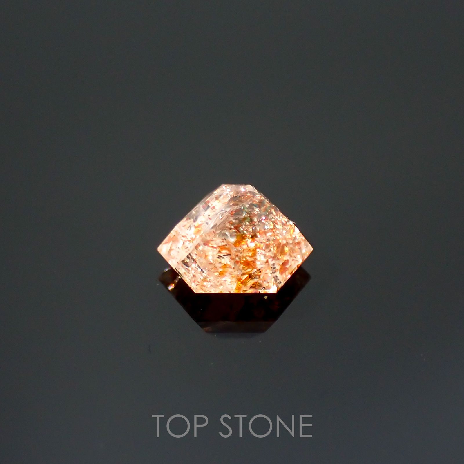 ◇ヘキサゴンカット◇イリュージョンサンストーン インド産 0.58ct[220115487]5.1x5mm前後