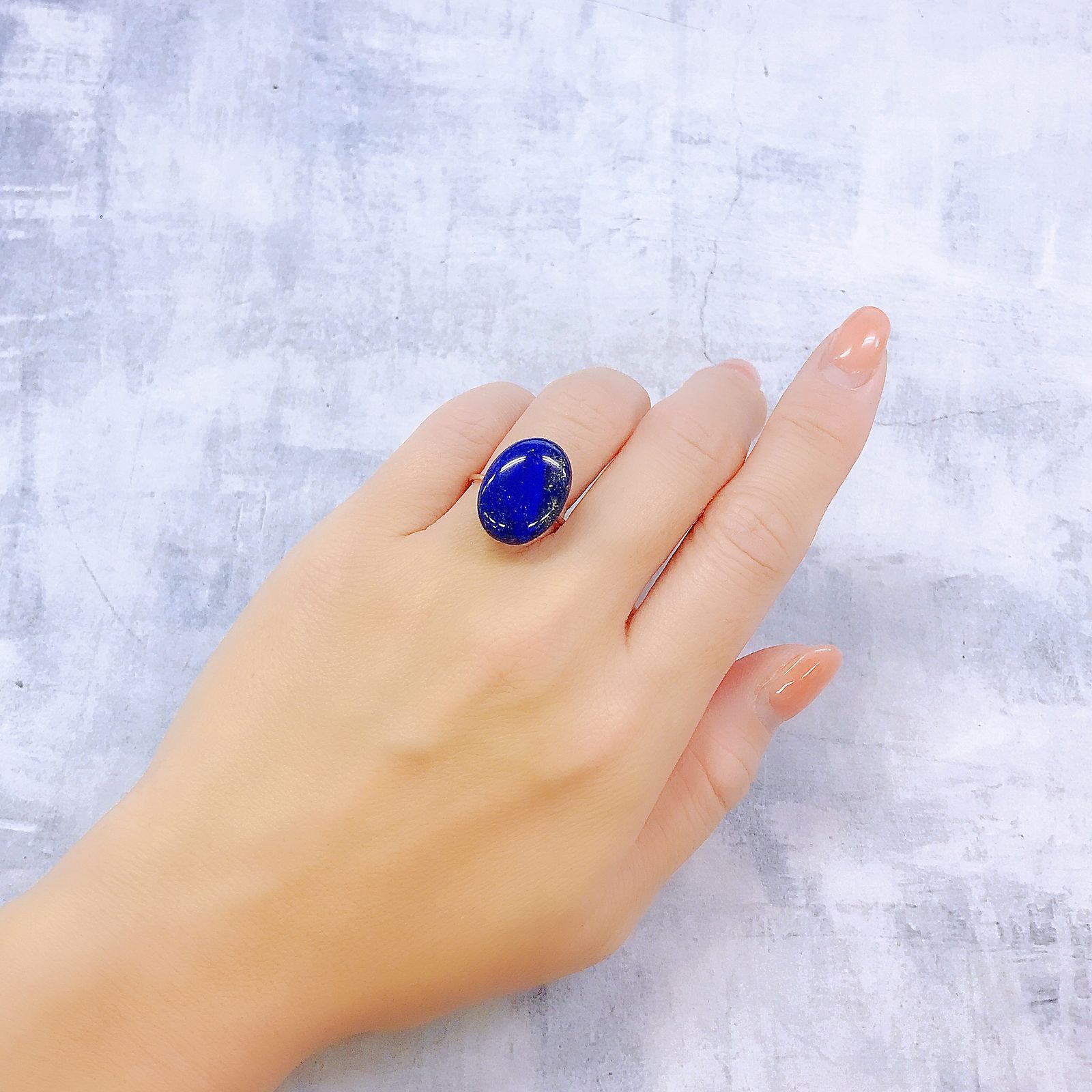 ラピスラズリ アフガニスタン産 10.72ct[220917957]18x13.4mm前後
