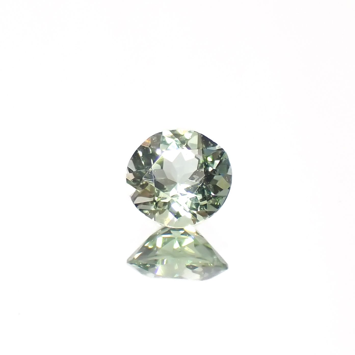 バナジウムコーネルピン(宝石名コーネルピン)タンザニア・タンガ州産 0.21ct 識別済[230320935]3.8x3.8mm前後
