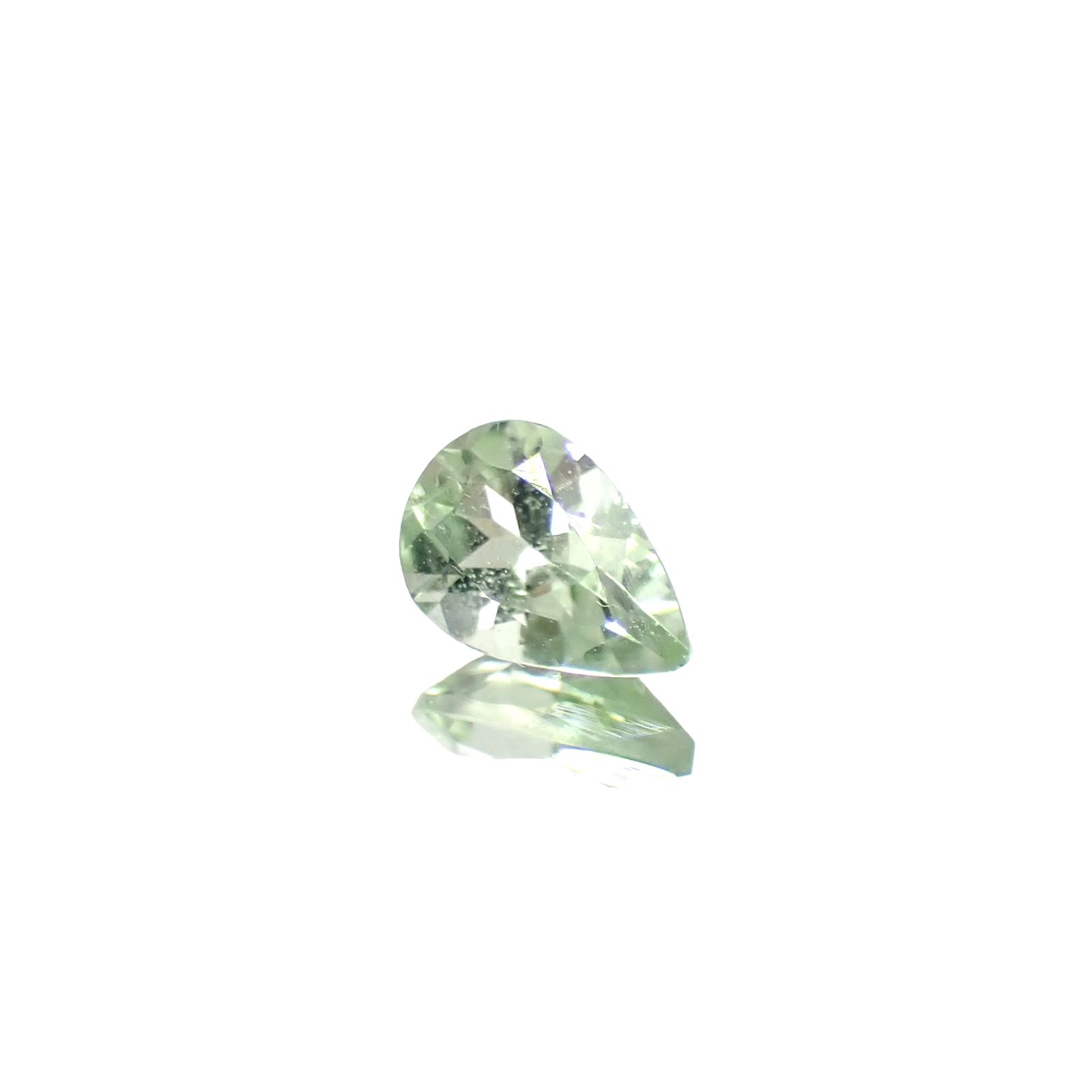 ミントペリドット パキスタン/ノルウェー産 0.39ct [250730643]6.1x4mm前後