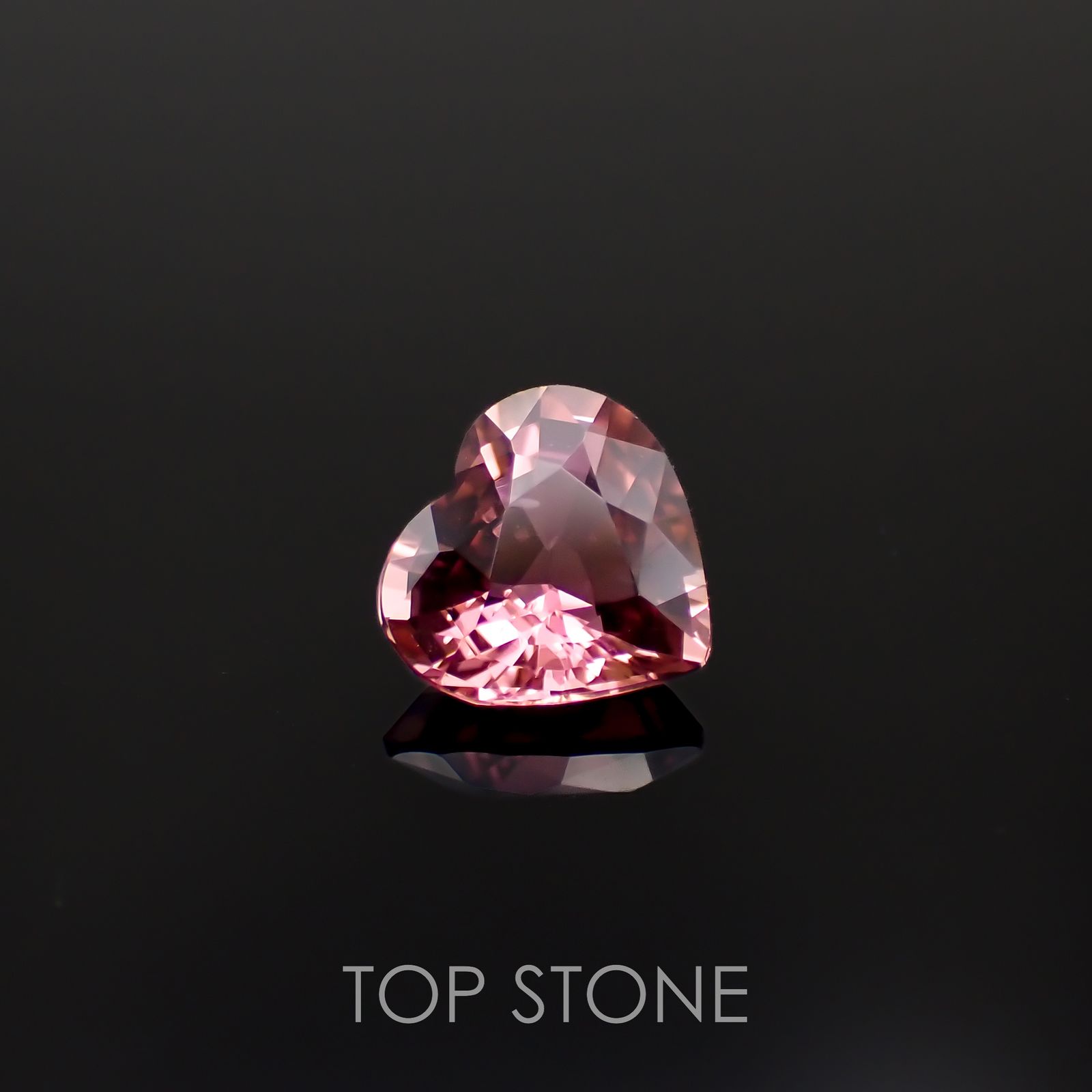 ピンクトルマリン(宝石名トルマリン)ルワンダ産 1.84ct 識別済[221118984]8x8.6mm前後